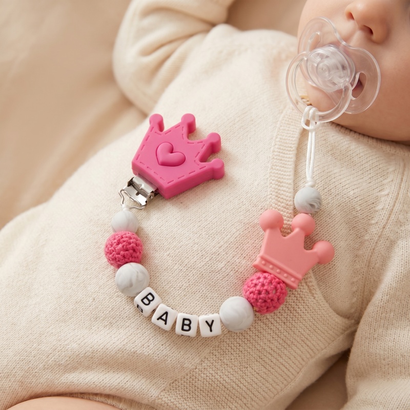 パーソナライズベビーおしゃぶりクリップ カスタムネーム シリ - Baby Food Name のレビューと価格
